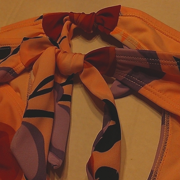 NWT Beautiful NOBO Juniors Pretty Floral Mid Rise Side Tie Bikini Bottoms - Picture 11 of 11